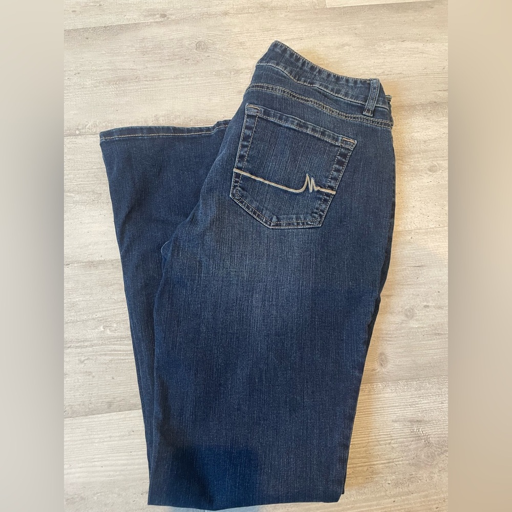 Maurice’s flare jeans - new without tags